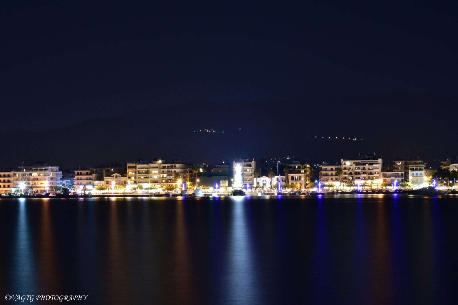 Kalamata harbour at dusk, long exposure